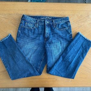 Universal thread straight leg jeans
